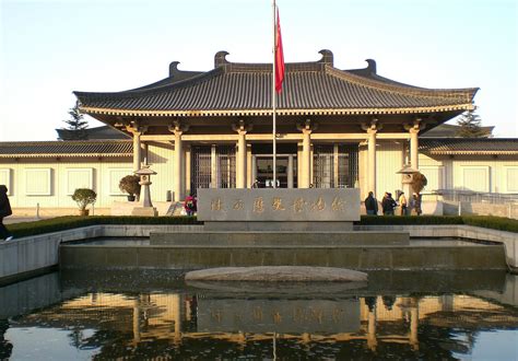 与故宫博物院、南京博物院并称全国三大博物馆是哪个？_西安