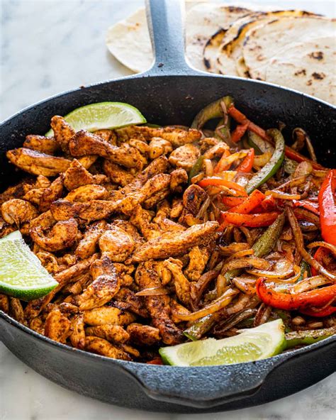 Easy Chicken Fajitas - Jo Cooks