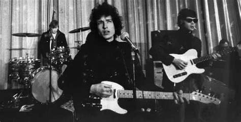 Audio: Bob Dylan & The Hawks (most of them, anyway), Sydney, Australia ...