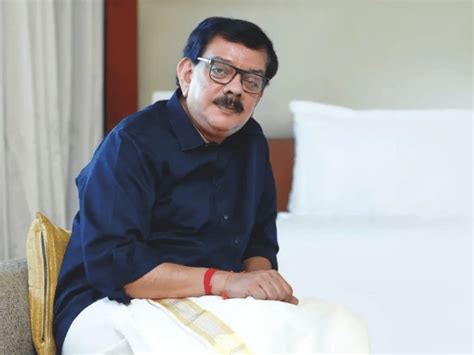 Priyadarshan Clarifies Rajpal Yadav Less Educated Statement | Actor ...