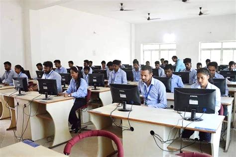Sarojini Institute of Technology Ranchi Campus: Photos, Virtual Tour