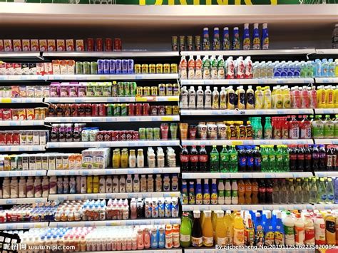 夏日超市货架饮料摄影图高清摄影大图-千库网