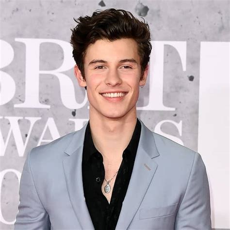Shawn Mendes Age, Height, Weight, Net Worth 2021, Biography, Career