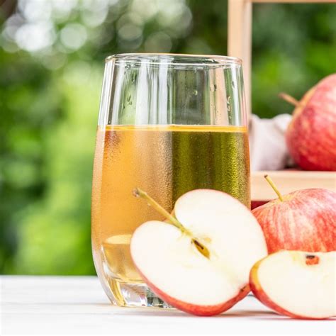 Choosing Whole Fruits vs. Juices: A Nutritional Showdown