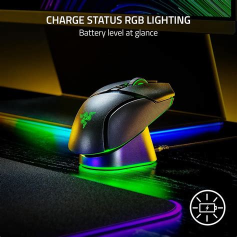 RAZER DOCK PRO RZ81-01990100-B3M1