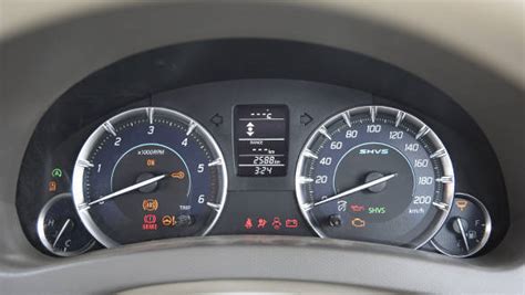 2016 Maruti Suzuki Ertiga ZDi SHVS road test review - Overdrive