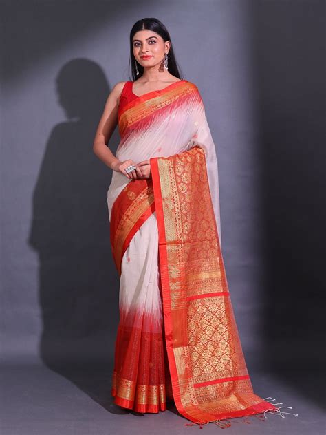 Off White Cotton Blend Handwoven Saree With Small Ethnic And Nakshi De ...
