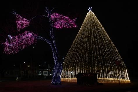 Camp Zama and Sagamihara Family Housing Area alight with holiday spirit ...