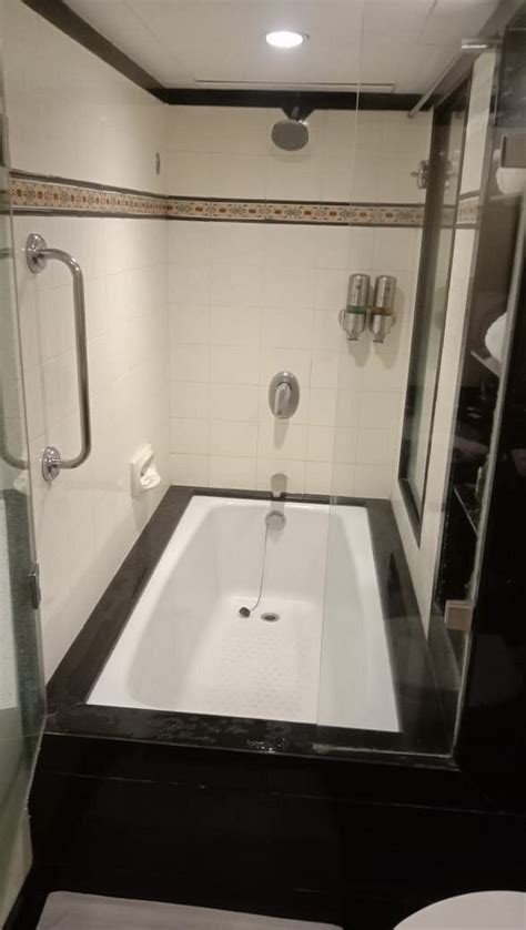 RAMEE GUESTLINE DADAR HOTEL (Mumbai) - Hotel Reviews, Photos, Rate ...