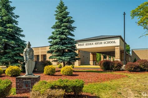 Roseland, NJ City Guide | About Living in Roseland - Homes.com