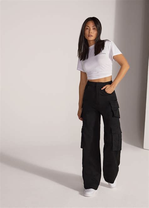 THE FAVORITE CARGO - black / 10 | Cargo pants women, Cargo outfits ...