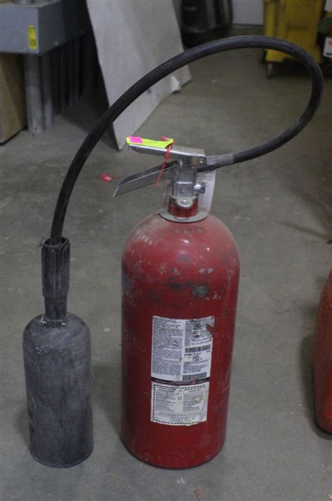 ANSUL SENTRY 10LB CHARGED FIRE EXTINGUISHER