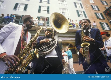 Jazz Musicians Performing on the French Quarter, New Orleans at Mardis ...