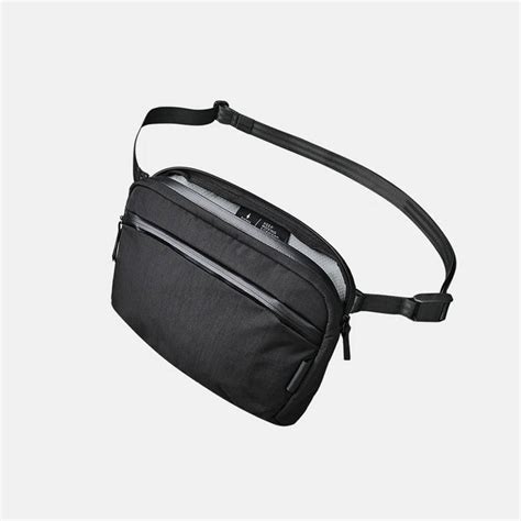 Alpaka Flight Sling Bag - Blue