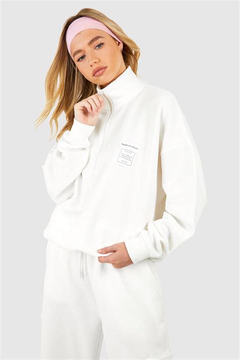 Dsgn Studio Manhattan Slogan Half Zip Sweatshirt | boohoo USA