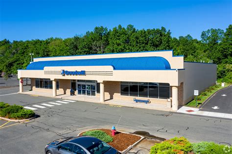 331 Cottage Grove Rd Bloomfield, CT 06002 - Retail Property for Lease ...