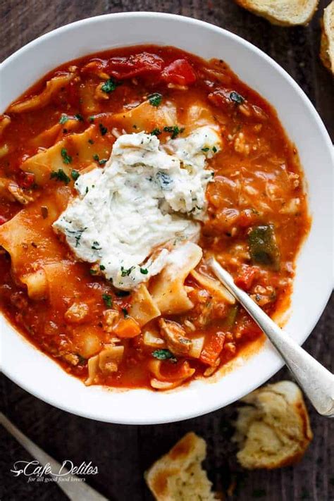Easy Slow Cooker Lasagna Soup   VIDEO!   Cafe Delites