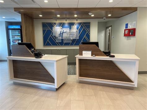 Holiday Inn Express & Suites Elyria by IHG (Cleveland, ), Cleveland ...