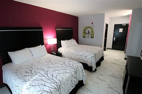 CORNING HOTEL - Hotel Reviews & Photos - Tripadvisor