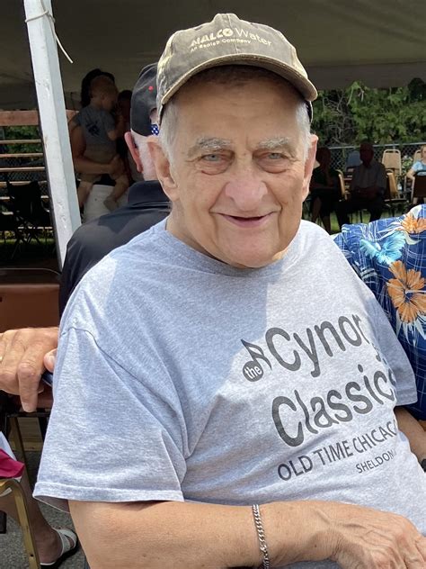 Walter Cizman | Marnocha Funeral Home