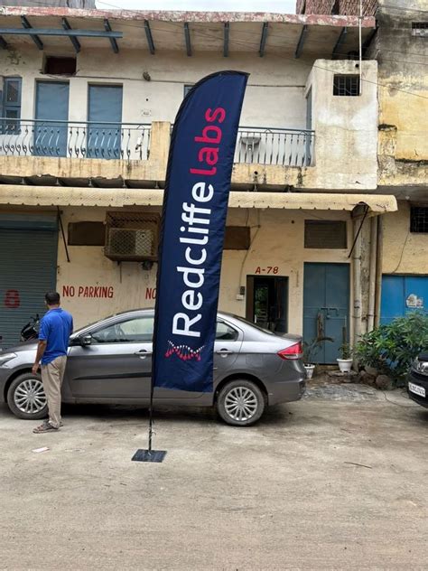 Feather Flag Banner Trader - Wholesaler / Distributor from New Delhi