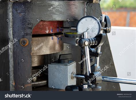 Rezultat imagine pentru Dial Indicator Alignment Procedure