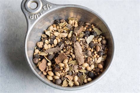 Basic Pickling Spice Blend Recipe