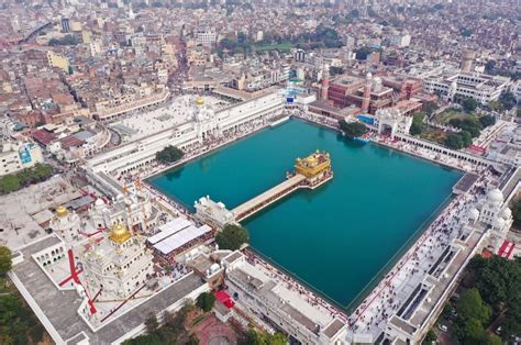Golden Temple - Architecture, Attractions, Timings & How to Reach