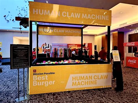 Human Claw Machine 的图像结果