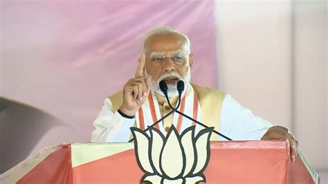 'Fighting over who will sit in driver's seat': PM Modi's sharp dig on ...