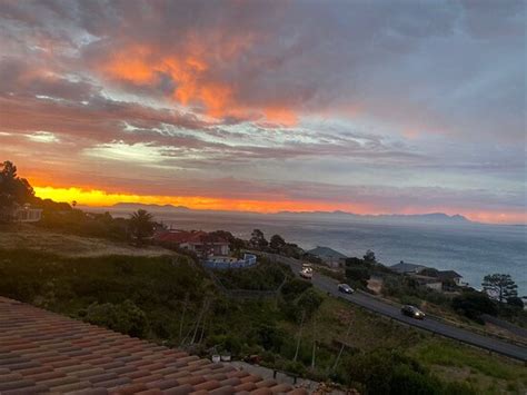 SEAVIEW SUNSET BOUTIQUE APARTMENTS (Gordon's Bay) - Lodging Reviews ...