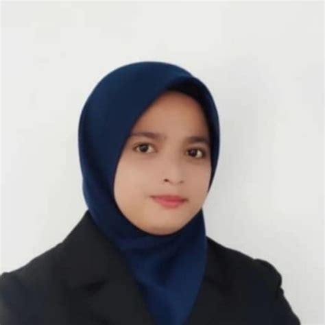 NUR IZZATI RAIDA - Maths teacher - ₹393/h