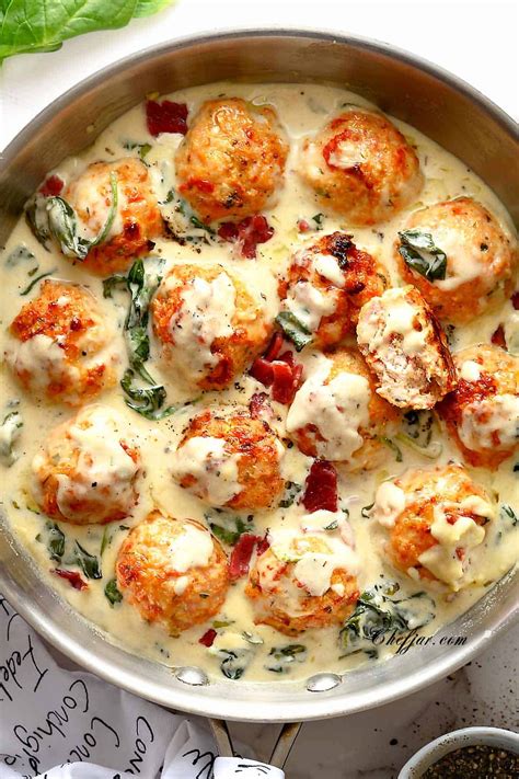 Baked chicken ricotta meatballs with spinach alfredo sauce chefjar ...