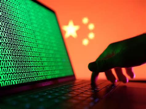 Chinese hackers breach US law firms: Report