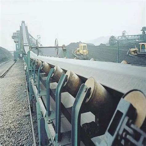 Industrial Belt Conveyors - Flat Belt Conveyor Manufacturer from Faridabad