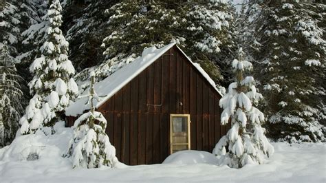 Devils Lake Ice Fishing: Your Comprehensive Guide!