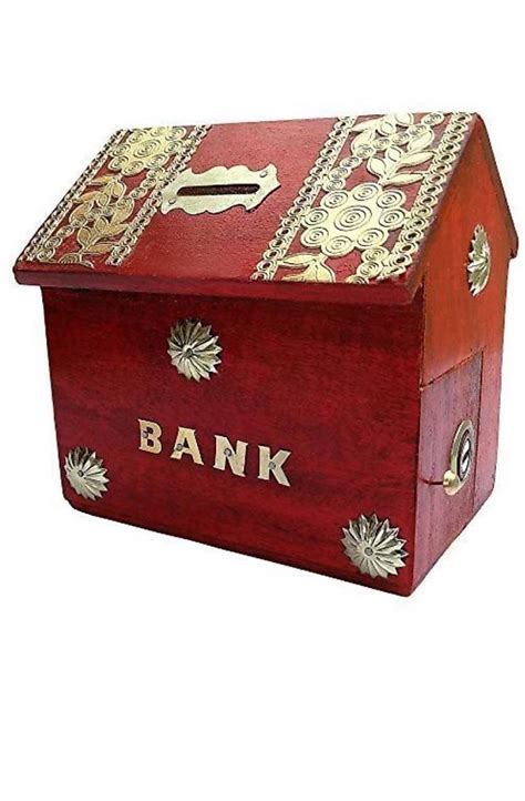 ISKA Wooden Hut Shape Money Bank for Kids Red Color : Amazon.in: Home ...