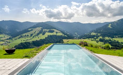 autumn-friends-nature