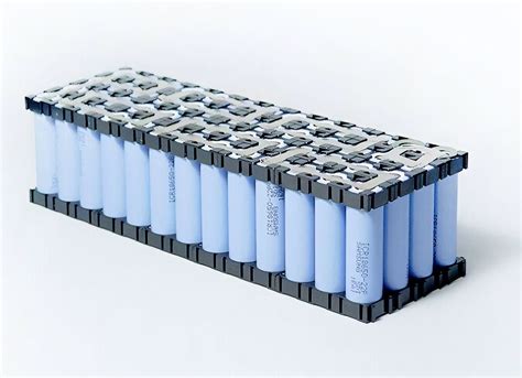 西北工业大学专家研制出锂-二氧化碳电池，续航时间比传统锂电池提升7倍！