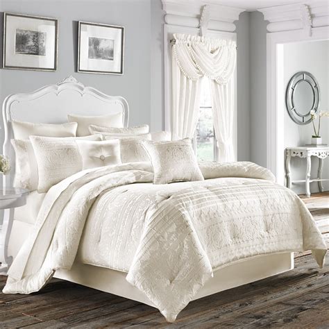 The Hotel Collection – Latest Bedding