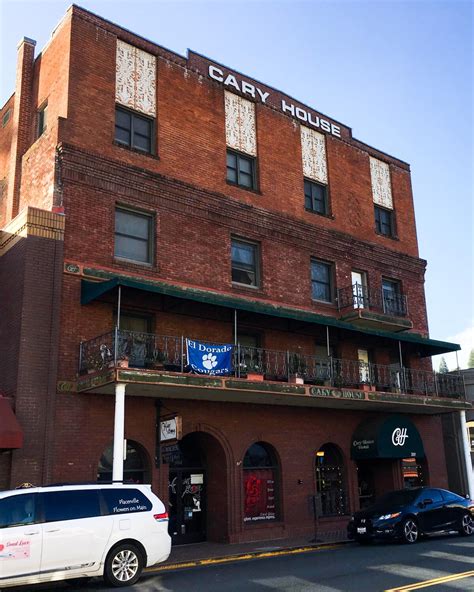 Take California's spookiest road trip to these 13 haunted hotels - Los ...