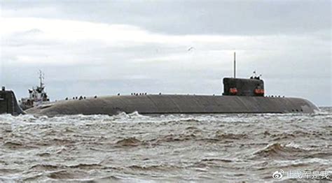 韩媒：朝鲜开建3000吨级新型弹道导弹潜艇__凤凰网