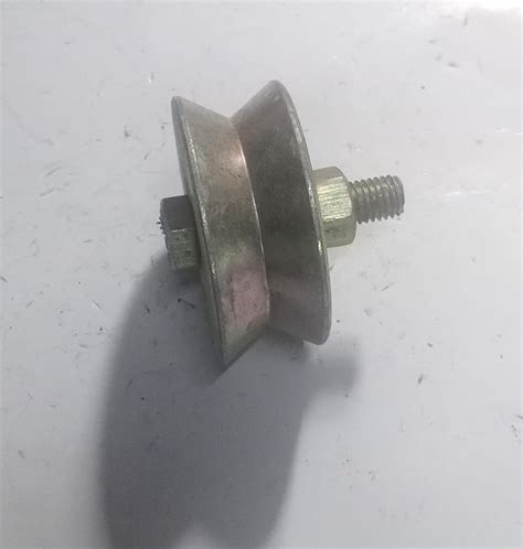 Open or Close in Sliding Gate Wheel 70mm V Type : Amazon.in: Home ...
