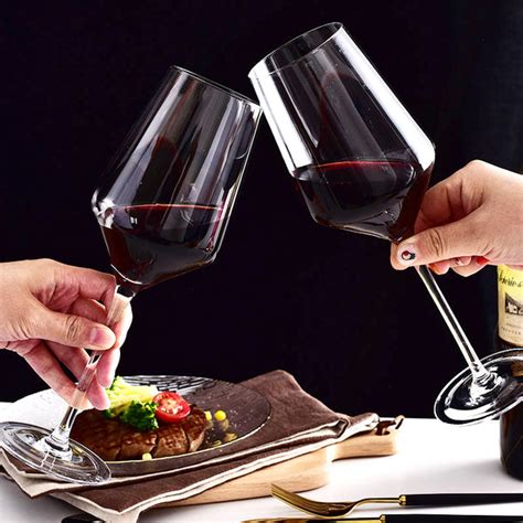 Shop wine glass set of 4 online in India | Nestasia