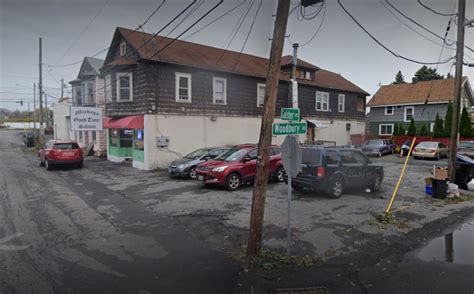 Detectives investigate possible stabbing in Lyncourt bar parking lot ...