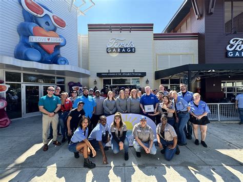 Ford’s Garage Takes New York with Its First Restaurant in Long Island - Ford's Garage