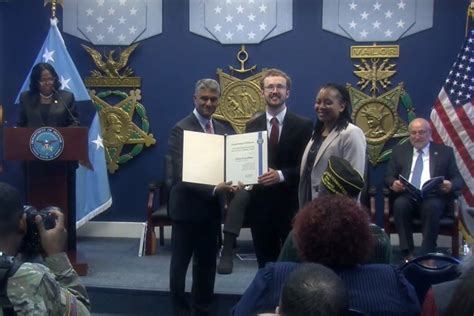 SMDC cyber engineer gets defense disability award | Article | The ...