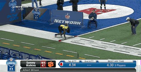 Skyler Bell runs official 4.40-second 40-yard dash at 2026 combine HD Wallpaper