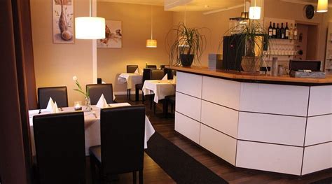 HOTEL & RESTAURANT ALTE SCHMIEDE JORK - Hotel Reviews, Photos, Rate ...