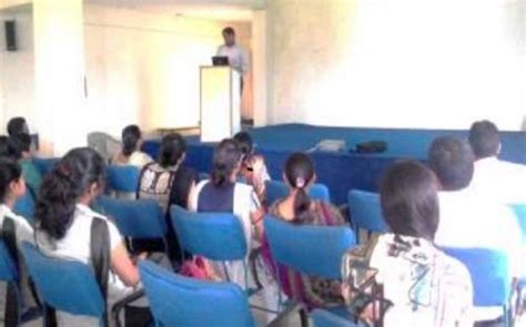 College of Life Sciences Gwalior Campus: Photos, Virtual Tour